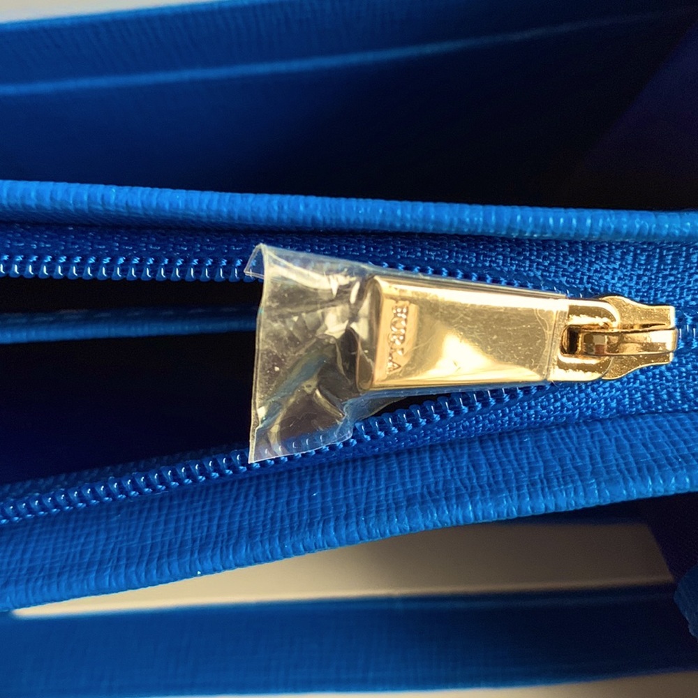 Furla Blue Wallet - Picture 5 of 6